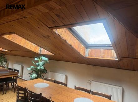 hulin-kavarna-3.jpeg | Pronájem - obchodní prostor, 50 m²