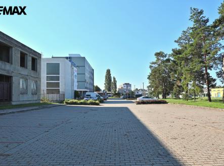 Parkoviště | Prodej - kanceláře, 560 m²