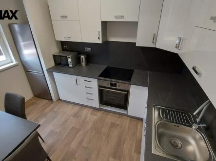budek-foto-1.jpeg | Pronájem bytu, 2+1, 43 m²