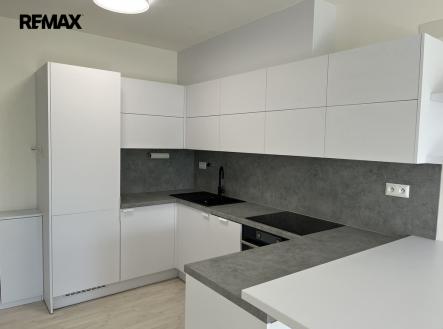 img-2462.jpeg | Pronájem bytu, 1+kk, 46 m²