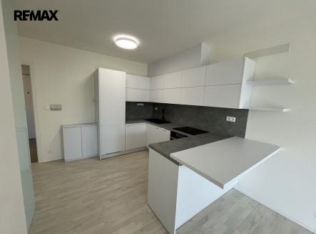 img-2461.jpeg | Pronájem bytu, 1+kk, 46 m²