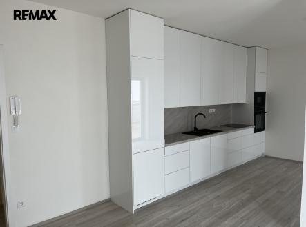 img-1740.jpeg | Prodej bytu, 2+kk, 105 m²