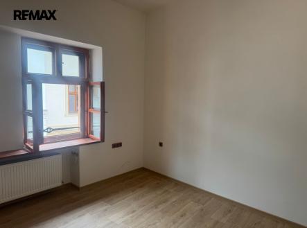 lipnik-foto-2-ok.jpeg | Pronájem bytu, 1+1, 44 m²
