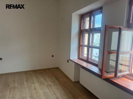 lipnik-foto-3-ok.jpeg | Pronájem bytu, 1+1, 44 m²