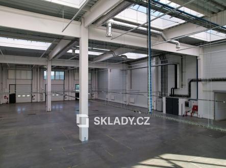 Pronájem - komerční objekt, sklad, 469 m²