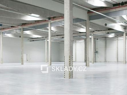 Pronájem - komerční objekt, sklad, 20 000 m²