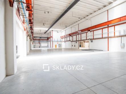 Pronájem - komerční objekt, sklad, 3 400 m²