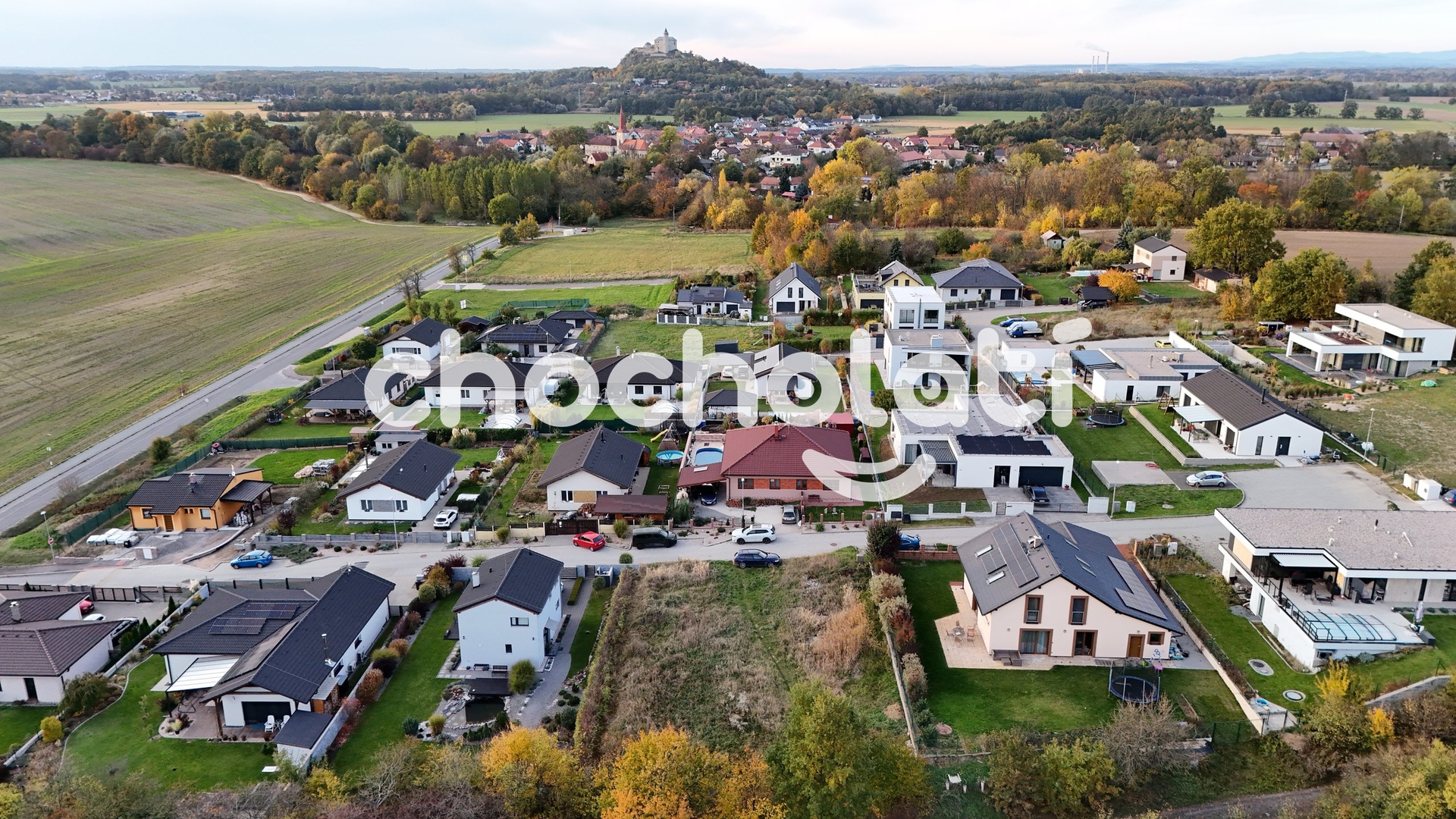 dji_fly_20251019_173202_0641_1760895210160_photo