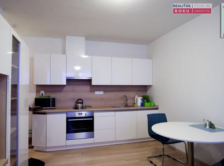 02 kuchyně | Pronájem bytu, 1+kk, 36 m²