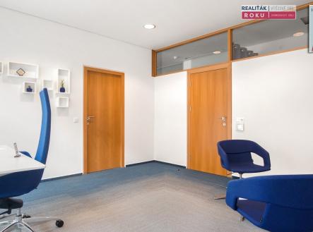 04 | Pronájem - kanceláře, 287 m²