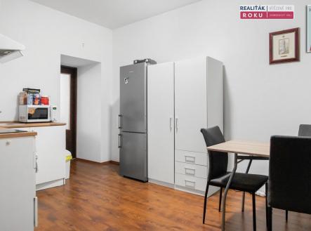 05-kuchyne (2) | Pronájem bytu, 1+1, 43 m²