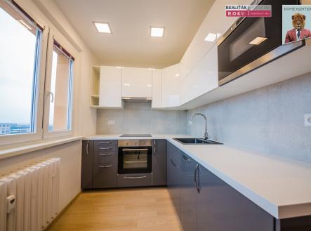 04_kitchen | Pronájem bytu, 3+1, 57 m²