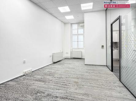 IMG_9650 | Pronájem - kanceláře, 202 m²