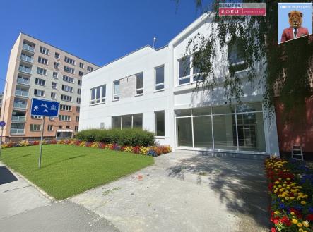 venek vizualizace 1 | Pronájem - obchodní prostor, 220 m²