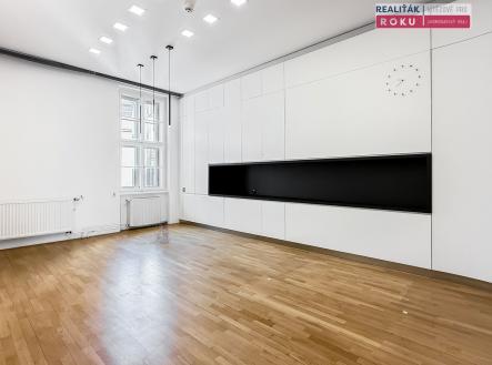 IMG_9605 | Pronájem - kanceláře, 584 m²