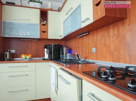 Pronájem bytu, 3+kk, 74 m²