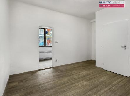 04 pokoj | Pronájem bytu, 1+1, 27 m²