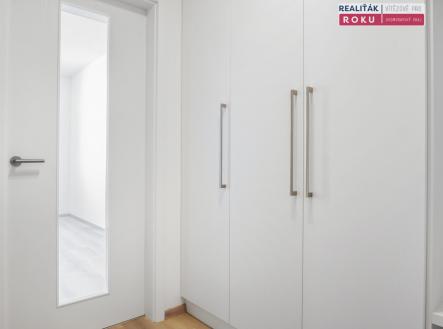 04-chodba | Pronájem bytu, 1+kk, 28 m²