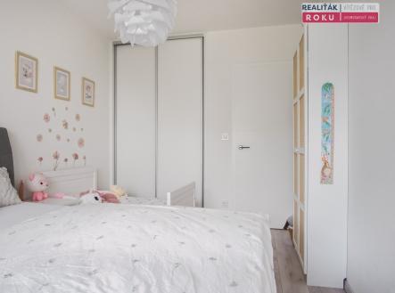 004 | Pronájem bytu, 2+kk, 62 m²
