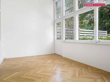06 - pokoj1 | Pronájem bytu, 3+kk, 84 m²