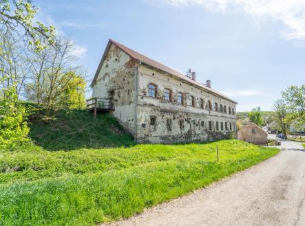 dsc08625-hdr.jpg | Prodej - dům/vila, 600 m²