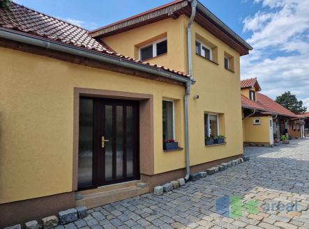 rd-bez-napisu.jpg | Prodej - dům/vila, 175 m²