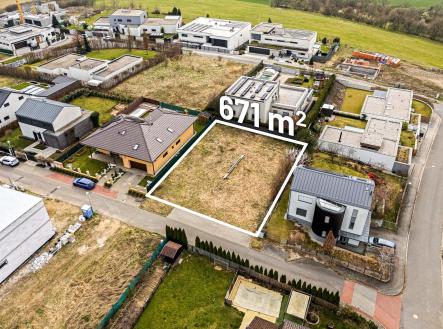 Prodej - pozemek pro bydlení, 671 m²