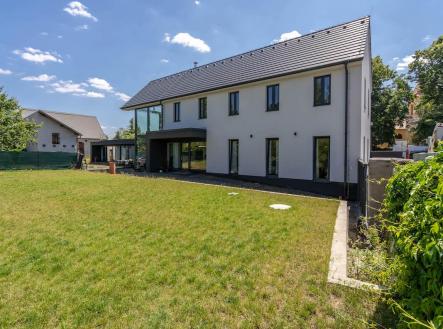 Prodej - dům/vila, 237 m²
