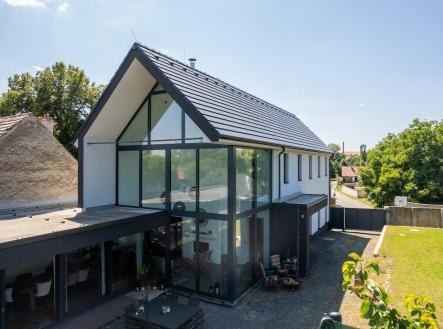 Prodej - dům/vila, 237 m²
