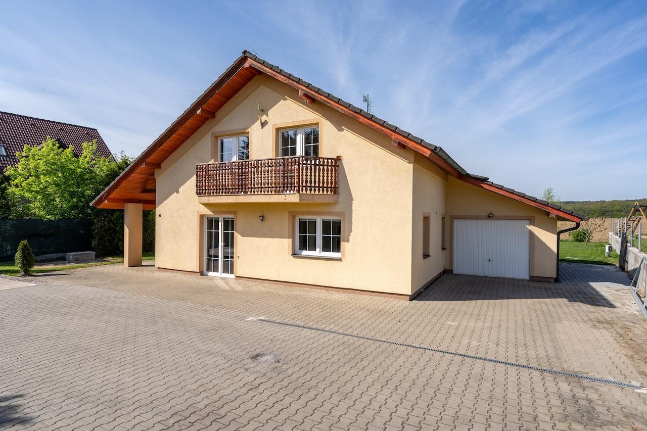Prodej dům Rodinný, 180㎡|Pardubický kraj, Pardubice, Býšť, Hrachoviště, 41, 53401