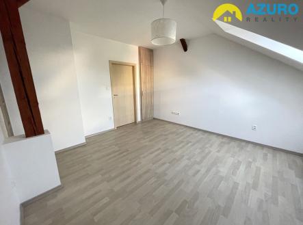 Pronájem bytu, 2+kk, 42 m²