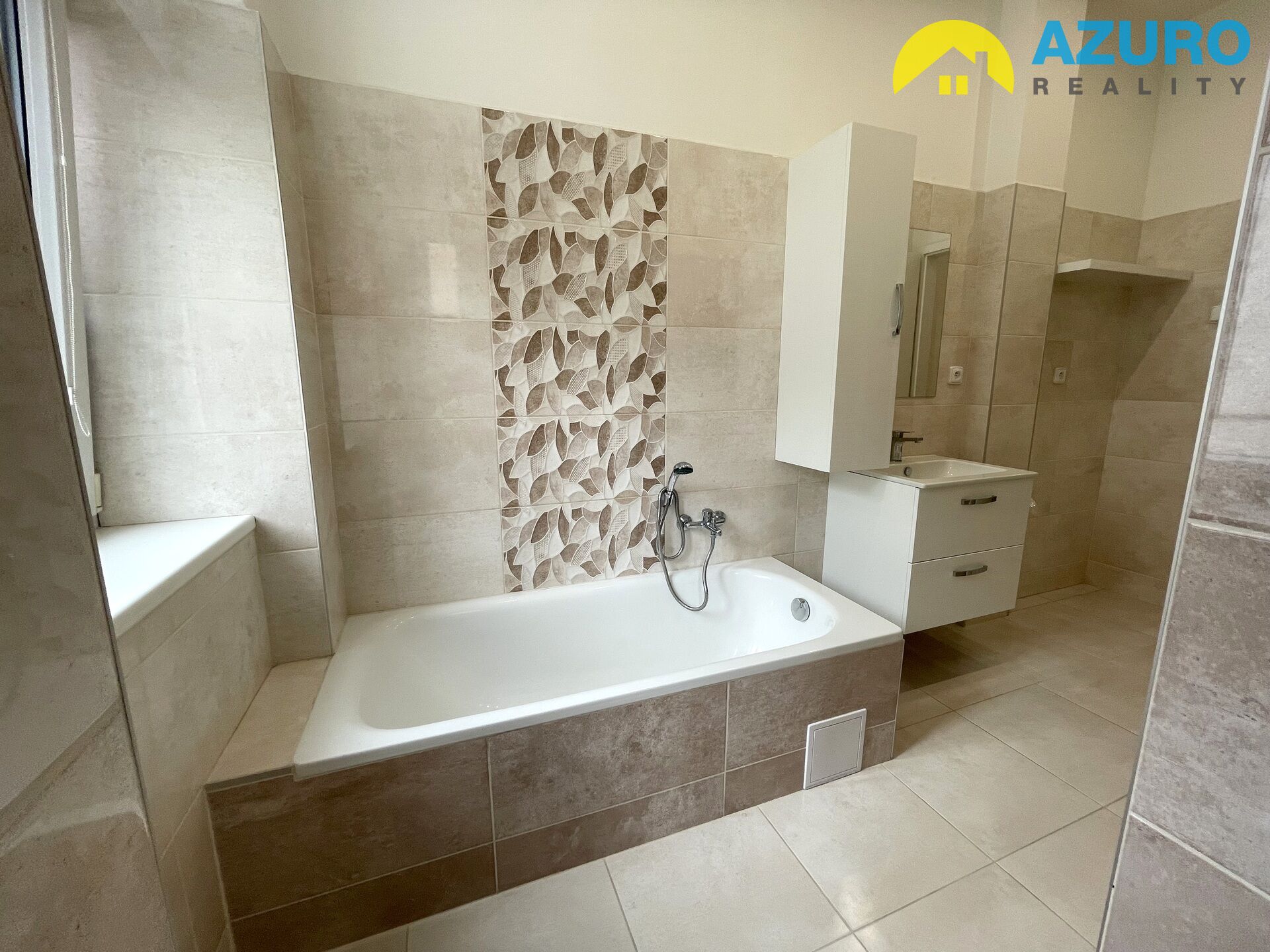 Pronájem prostorného bytu 3+1 Přerov, Dr. Skaláka