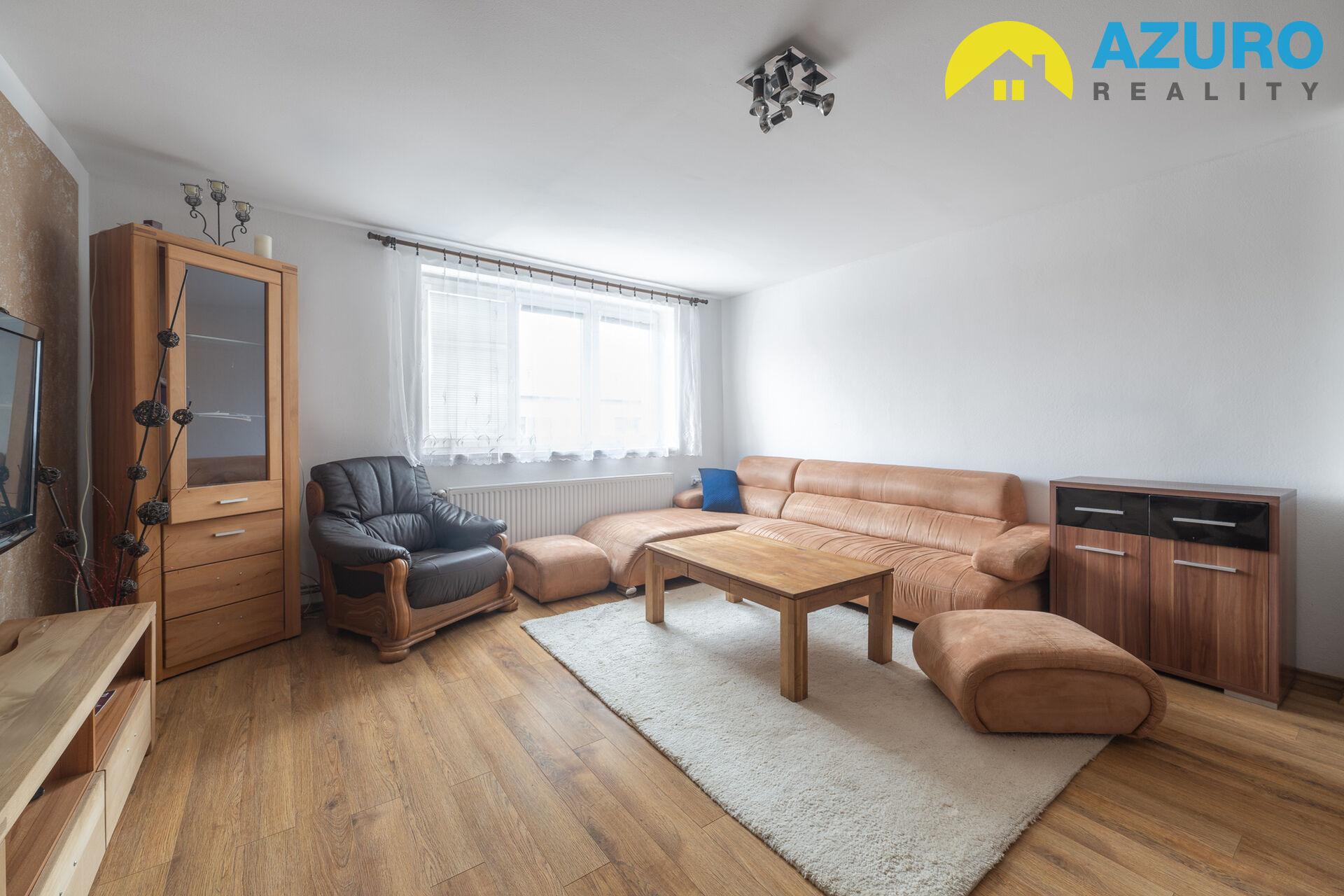 Prodej řadového rodinného domu 7+kk Hluk, ul. Hlavní