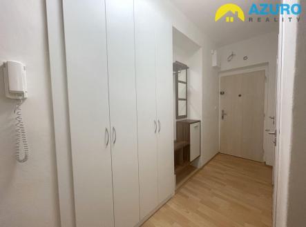 Pronájem bytu, 2+1, 60 m²