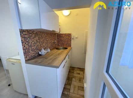 Pronájem bytu, 1+kk, 30 m²