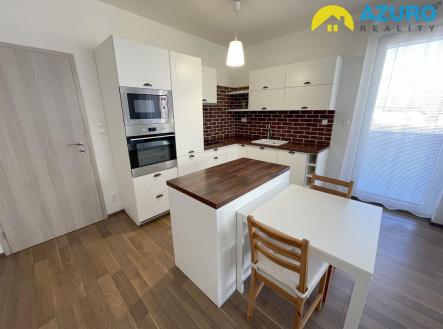 Pronájem bytu, 1+kk, 38 m² obrázek