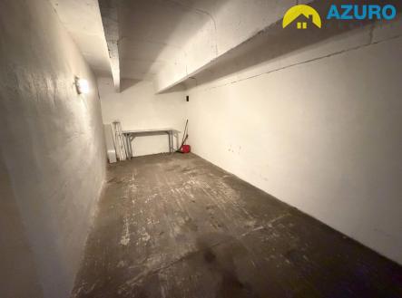 Pronájem - malý objekt/garáž