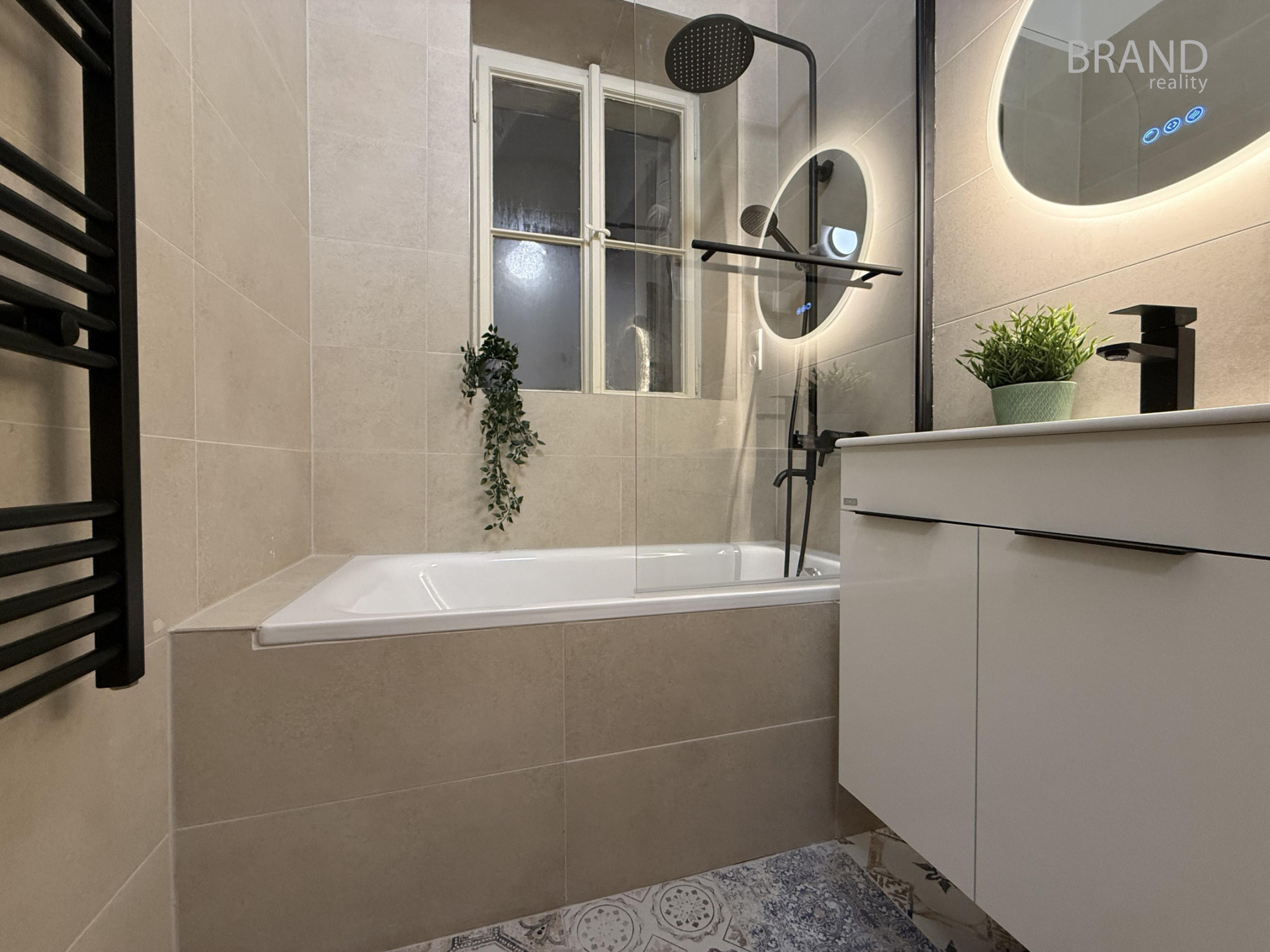 Pronájem bytu 2+1, 47 m2, ul. Gorazdova, Praha 2 - Nové Město. 