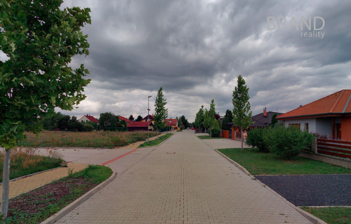 Prodej stavebního pozemku, 745 m2, ul. Nade Mlýnem, Neratovice. 