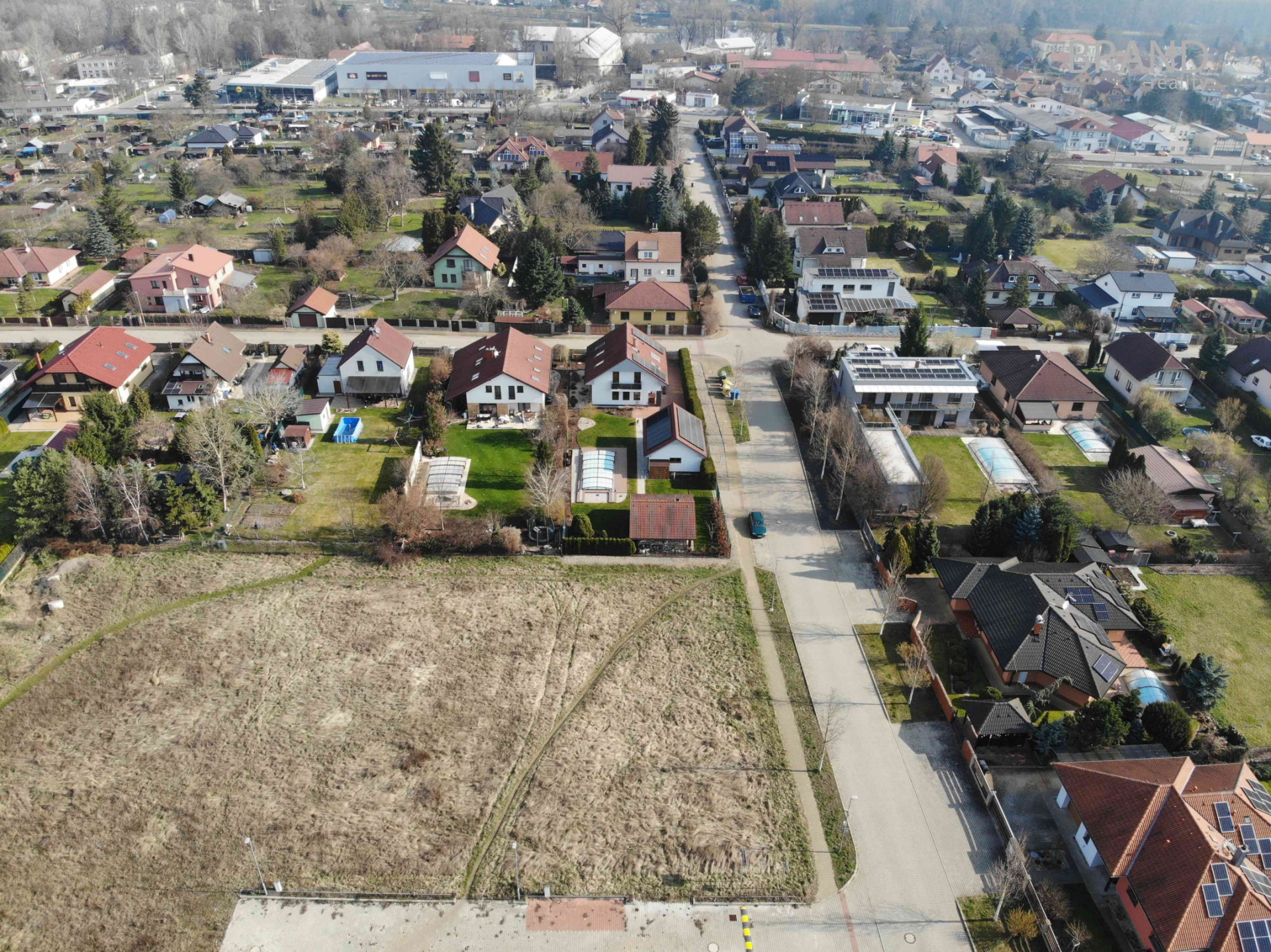 Prodej stavebního pozemku, 745 m2, ul. Nade Mlýnem, Neratovice. 