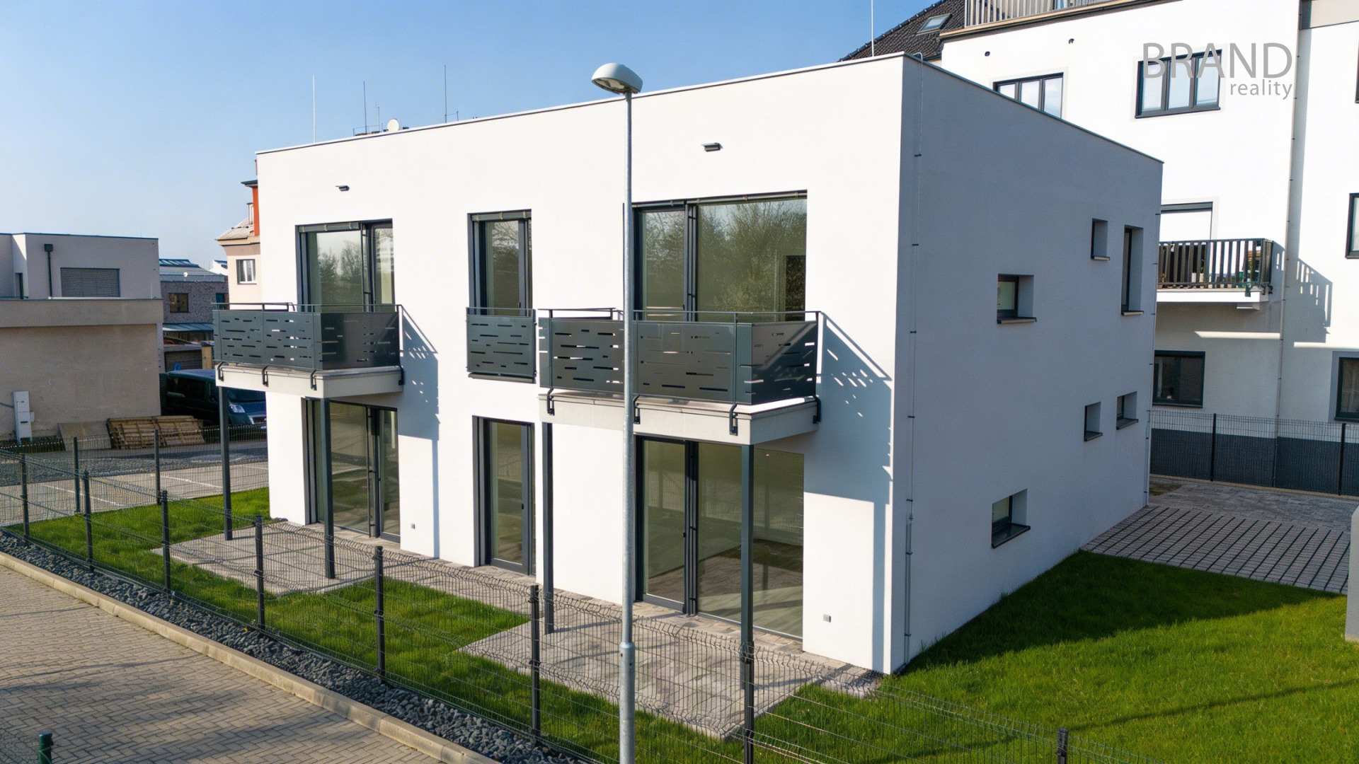 Prodej bytu 2+kk 59 m2, ul. Kauckého, Praha - Satalice. 