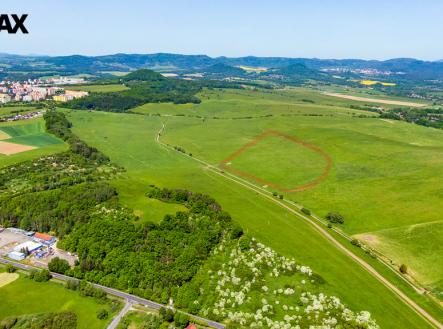 dji-0022vyzn.png | Prodej - pozemek, trvalý travní porost, 112 893 m²