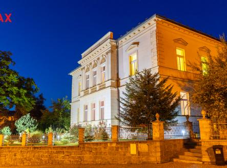 6e4a8139.png | Prodej - dům/vila, 543 m²