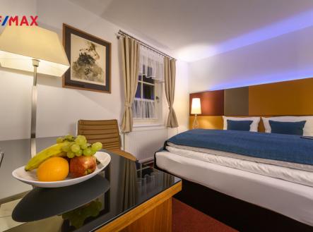 penzion-maxmillian-20-c-petrahajska.jpg | Prodej - hotel, 750 m²