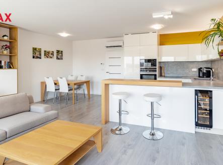 6e4a4043-1.png | Prodej bytu, 3+kk, 118 m²