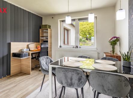 jídelní kout v patře | Prodej - dům/vila, 231 m²