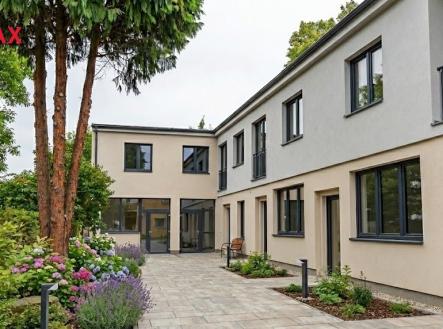 Vizualizace stavu po rekonstrukci | Prodej - dům/vila, 500 m²