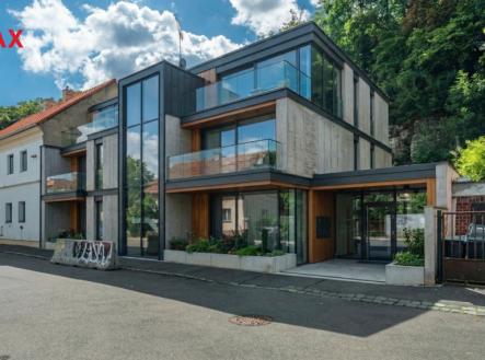 VIZUALIZACE | Prodej - dům/vila, 195 m²