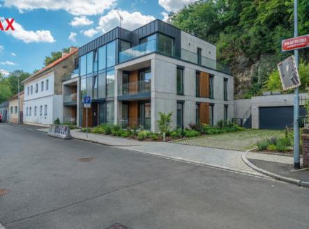 VIZUALIZACE | Prodej - dům/vila, 195 m²