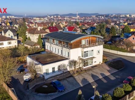 dji-20251108083253-0008-d.png | Prodej - kanceláře, 826 m²